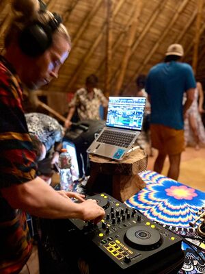 Niko Bo at the decks, ecstatic dance